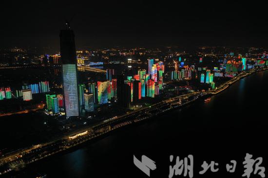 武汉重大新闻揭秘，昨夜发生了什么？，武汉昨夜重大新闻揭秘，发生了什么？