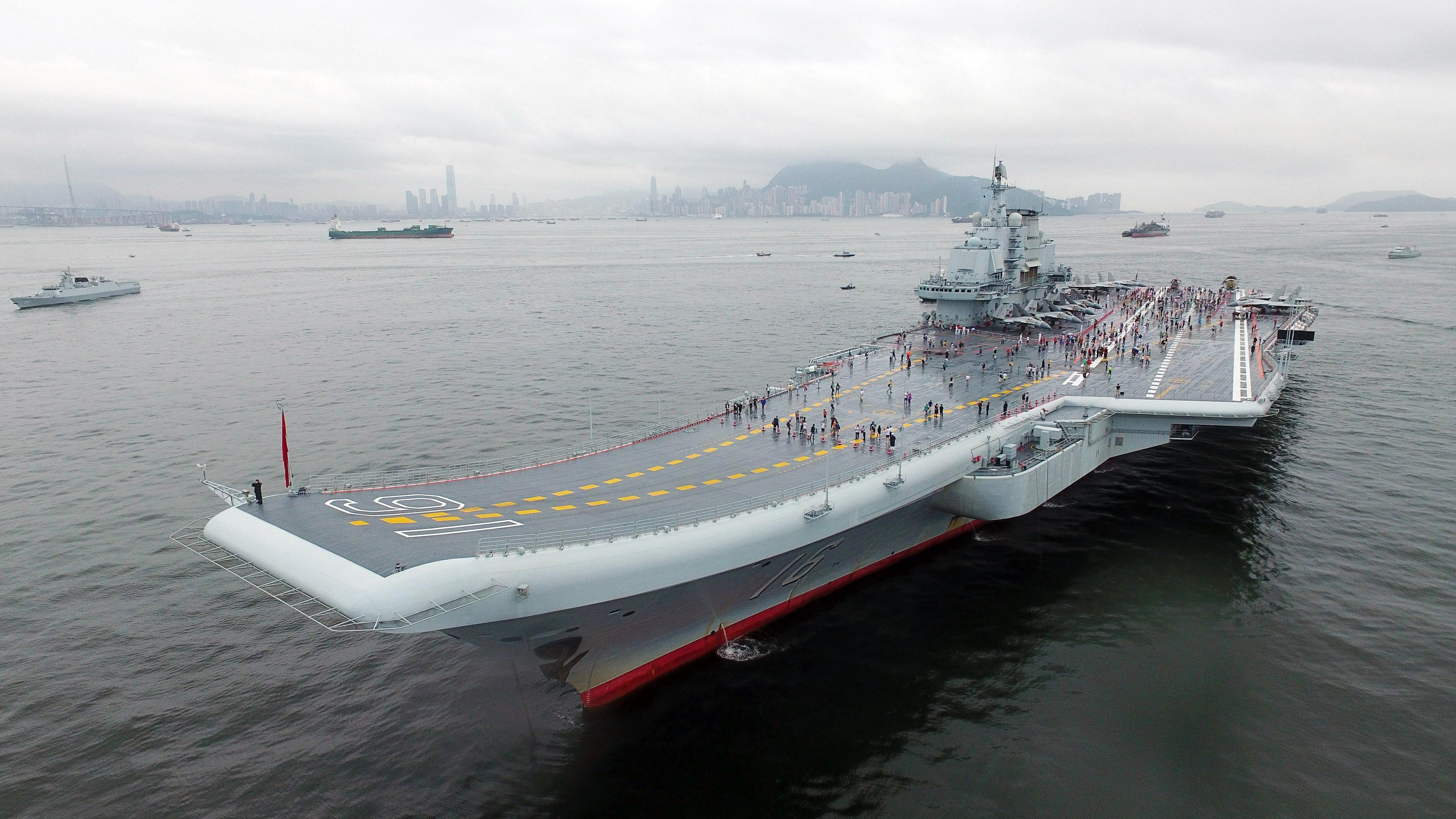 中国枭鸟空天母舰，探索未来战争的新篇章，中国枭鸟空天母舰，引领未来战争新篇章