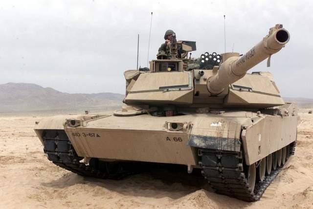M1A2艾布拉姆斯与豹2A7，两大坦克巨头的对比与解析，M1A2艾布拉姆斯与豹2A7，坦克巨头对比解析