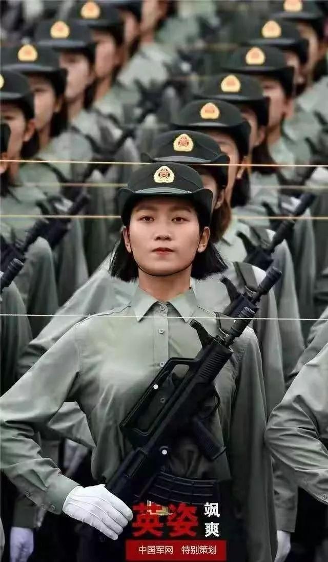 女兵参加阅兵的电影，展现力量与荣耀的壮丽瞬间，女兵阅兵壮丽瞬间，力量与荣耀的展现