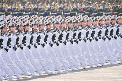 中国阅兵海军方阵，展现海上力量之风采，中国海军方阵阅兵，展现海上力量风采