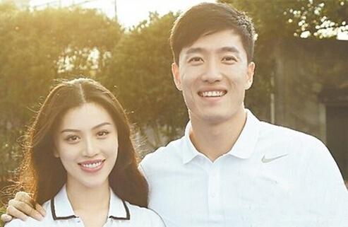 葛天掏手榴弹原视频，背后的故事与真相探索，葛天掏手榴弹原视频背后的真相揭秘