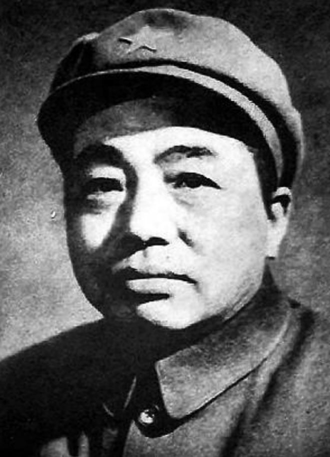 中国人民志愿军是在谁的带领下跨过，历史的回顾与致敬英雄，中国人民志愿军的跨越，历史回顾与致敬英雄时刻
