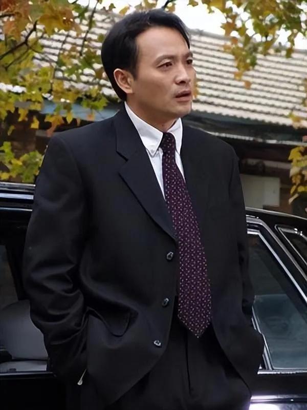 揭秘丁志诚老婆照片，探索背后的故事与真相，丁志诚老婆揭秘，探索照片背后的故事与真相