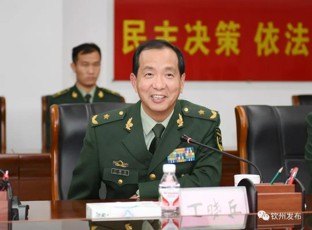 武警部队任免公示丁晓兵，新篇章下的领导力重塑，武警部队新任领导丁晓兵，领导力重塑的新篇章