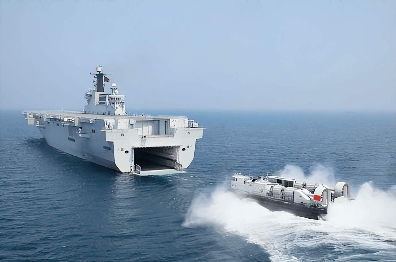 中国海军力量再添新篇章，075型两栖攻击舰建造四艘纪实，中国海军力量再添新篇章，四艘075型两栖攻击舰建造纪实
