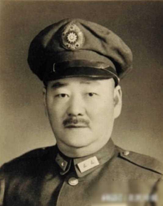 我军第一任总司令，历史背景与卓越贡献，我军第一任总司令，历史背景与杰出贡献解读