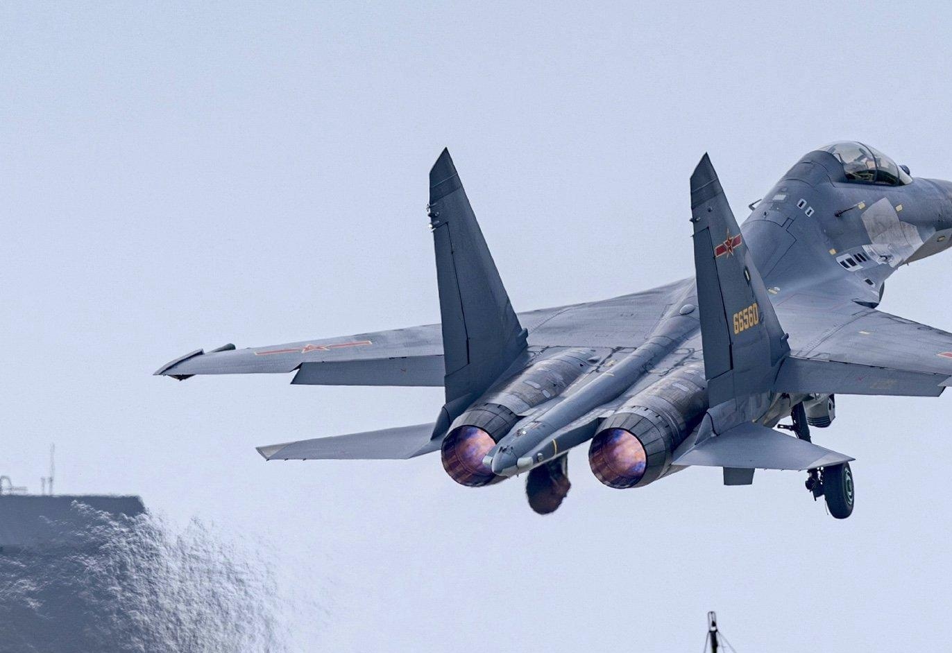 为什么继续生产歼-11B，深度解析其持续价值与发展前景，深度解析歼-11B持续生产价值与发展前景的考量